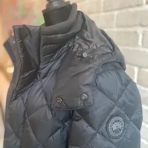 Canada goose hendriksen quilted down jacket hot sale